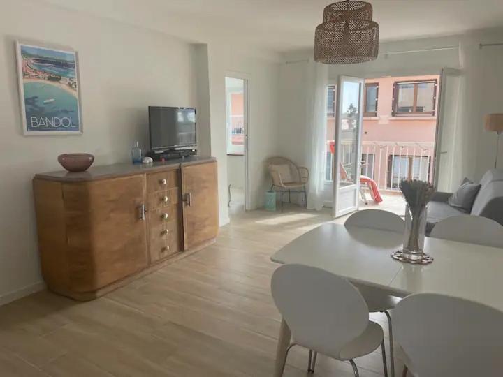Tres Bel Appartement Vue Mer Сис-Фур-Ле-Пляж Экстерьер фото